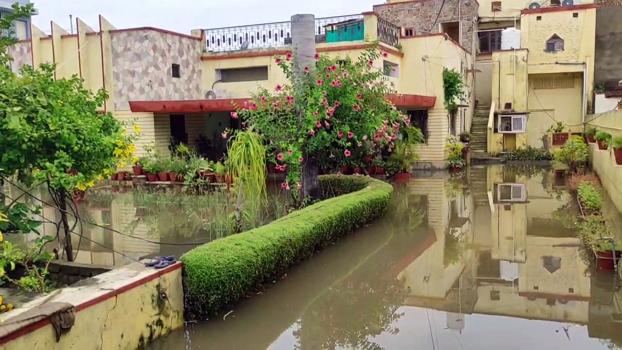 Monsoon update: बरसात ने किया बेहाल, मेनरोड से घरों तक सिर्फ पानी