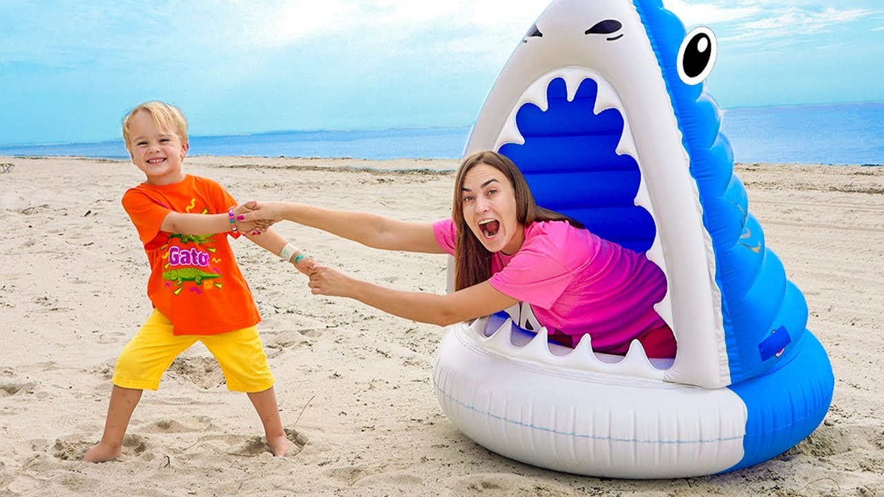 Chris and Mom show the safety rules for kids