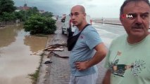Kastamonu'da sel: 3 mahallede evleri su bastı, Cide-Bartın karayolu kapandı