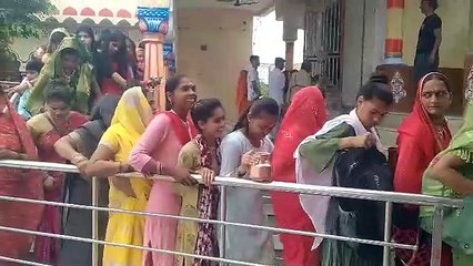Crowd of devotees gathered in Shivdham Kundeshwar