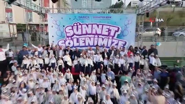 850 enfants circoncis avec un festin