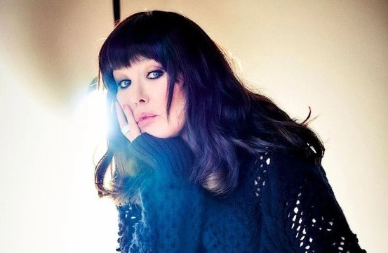 Isabelle Adjani : elle dévoile le premier extrait de son nouvel album