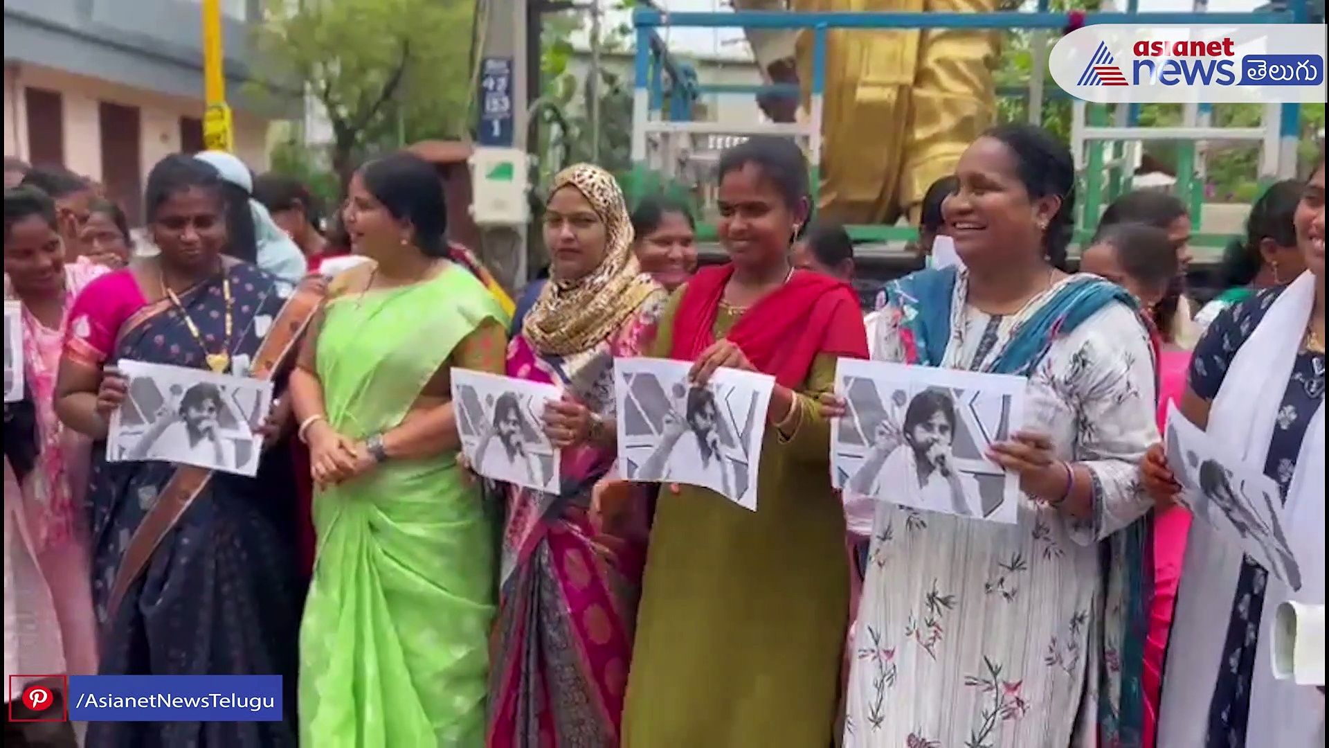 పవన్ కల్యాణ్ కు మహిళా వాలంటీర్ల మాస్ కౌంటర్... వైసిపి ఎంపీ ఛాలెంజ్