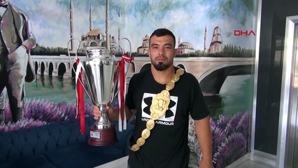 662'nci Kırkpınar başpehlivanı Zeybek Gece heyecandan uyuyamadım