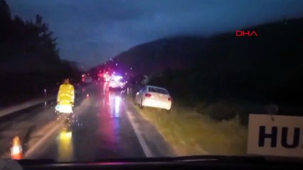 La jeep est entrée en collision avec le camion roulé dans le fossé ! 3 personnes sont décédées dans la même famille, dont 1 bébé