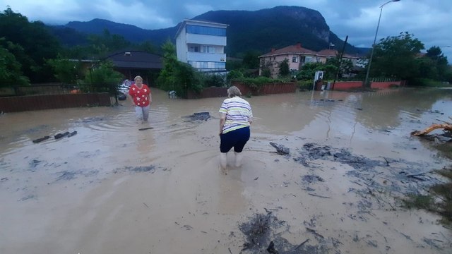 Kastamonu’yu sel vurdu