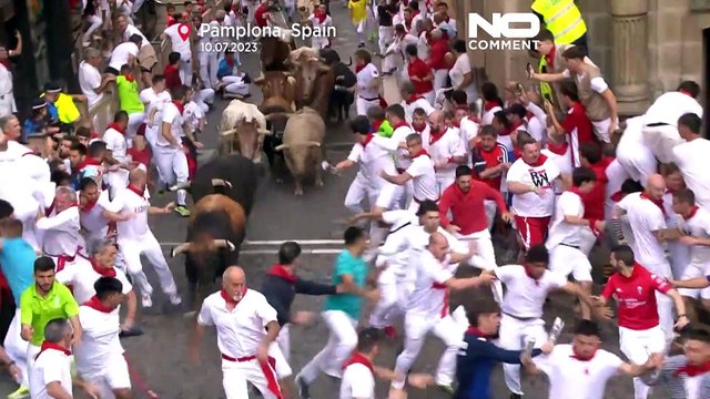 Сан-Фермин: 11 человек пострадали во время забега быков