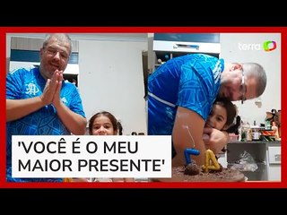 Preocupação de filha com comemoração de aniversário 'solitária' do pai comove nas redes sociais