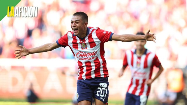 Chivas derrota en casa al Atlético de San Luis; Padilla vuelve a anotar