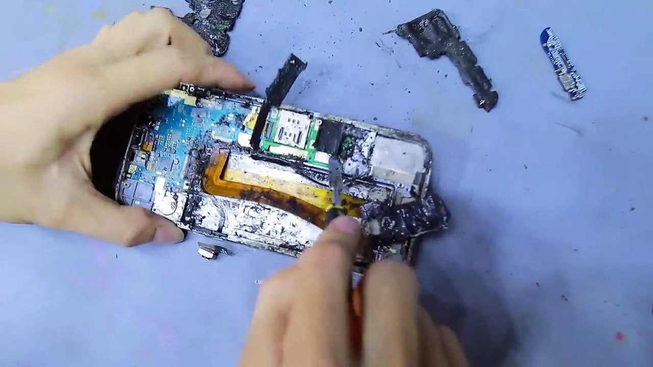 Restoration IPHONE 14 PRO MAX battery burnt out