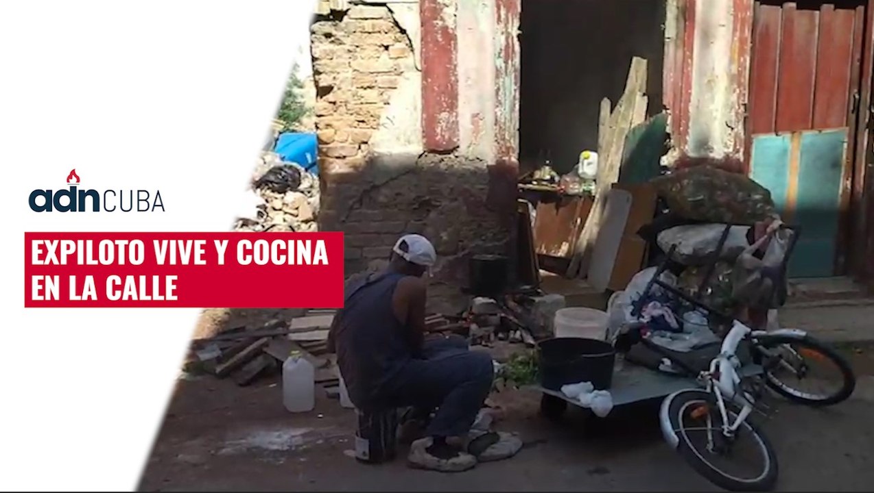 Expiloto vive y cocina en la calle
