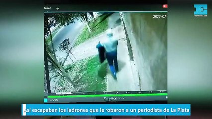 Así escapaban los ladrones que le robaron a un periodista de La Plata