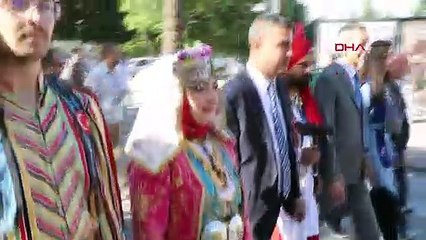 Denizli'de Uluslararası Halk Dansları Festivali Başladı