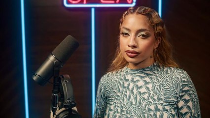 Kiana Ledé "Deeper" (Live Performance) | Open Mic