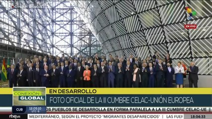 Bruselas: Toman foto oficial de la III Cumbre UE-Celac