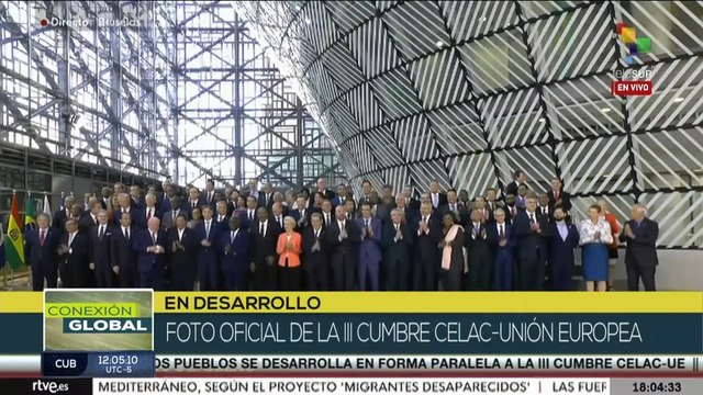 Bruselas: Toman foto oficial de la III Cumbre UE-Celac