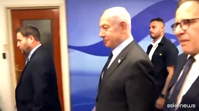 Netanyahu presiede riunione del governo, prima apparizione dal malore