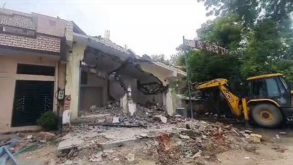 Video.... Ahmedabad फतेहवाड़ी और वटवा में तोड़े अवैध निर्माण