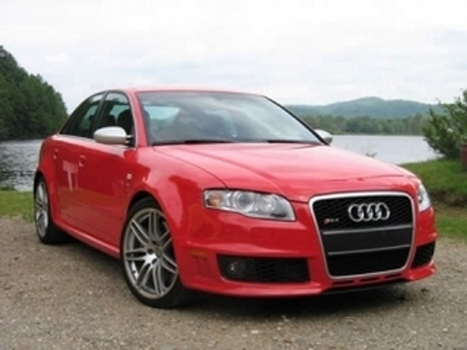 Audi RS4   310 KM/H
