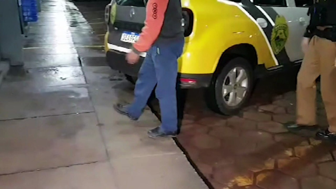 Homem é detido após agredir esposa, filho e filha no Universitário