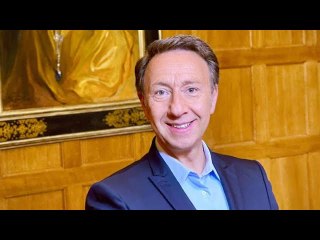 Stéphane Bern surendetté : sa magnifique maison mise en vente pour liquider ses dettes