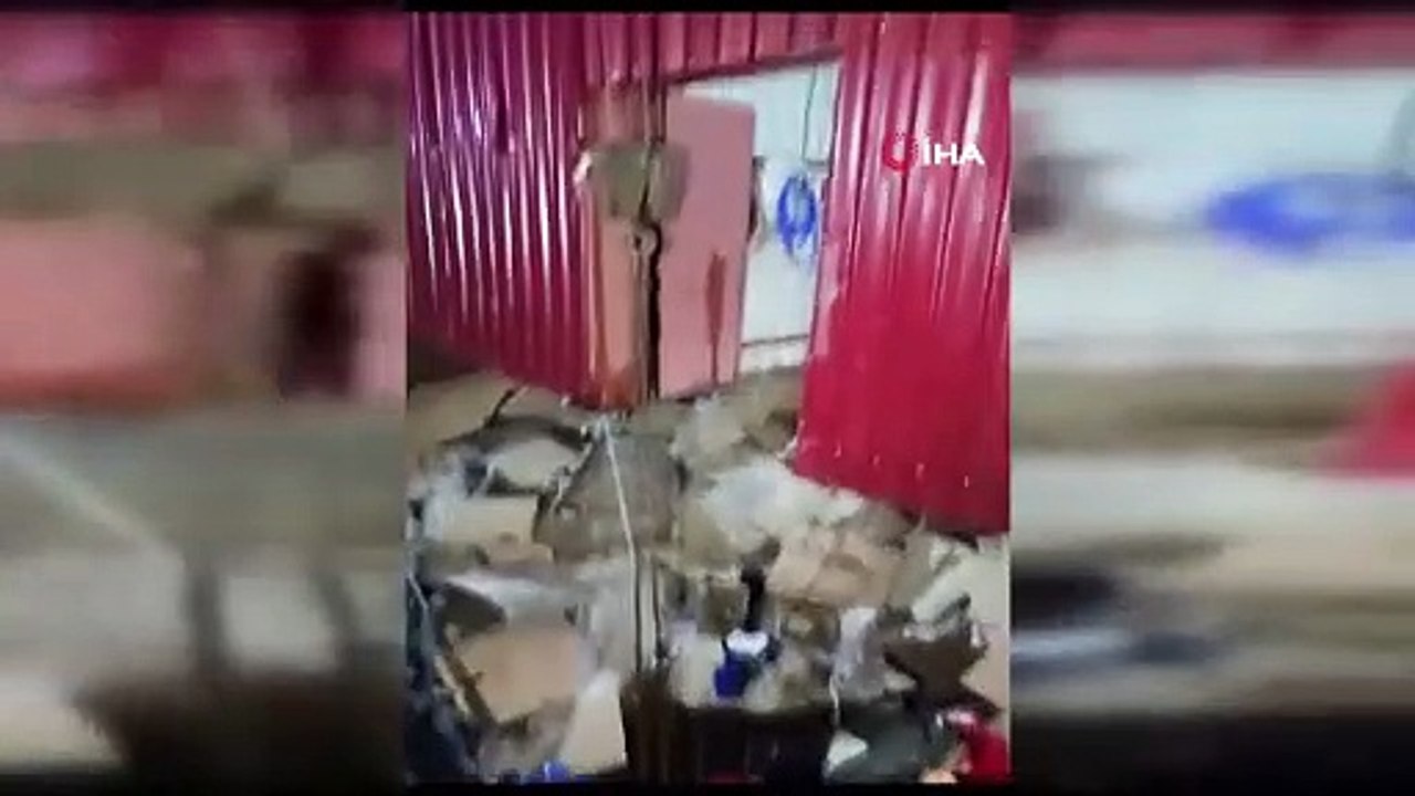 Yağıştan çöken menfezin altında kalan 3 işçiden 2’si kurtarıldı, 1’i için çalışmalar sürüyor