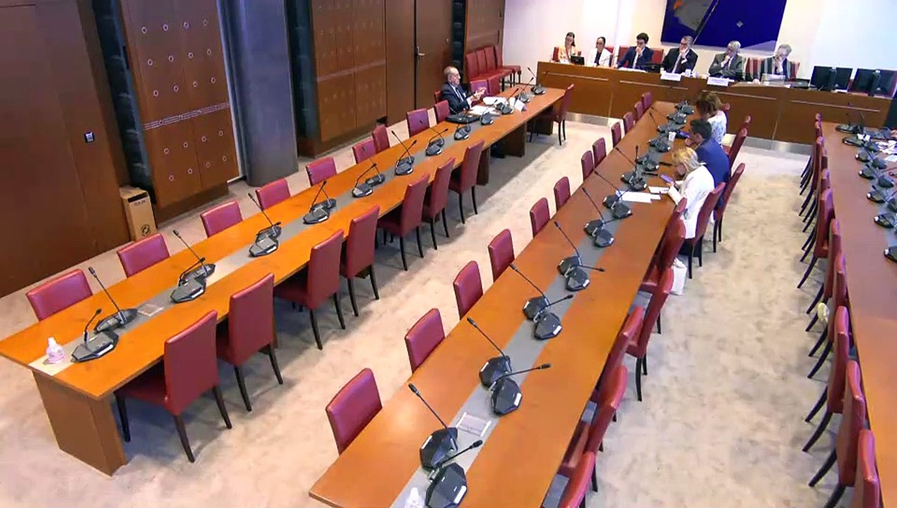 Organisation des groupuscules violents en manifestation : Table ronde des entreprises de réseaux sociaux ; M. Michel Delpuech, ancien préfet de police ; M. Christophe Castaner, ancien ministre de l’intérieur - Lundi 10 juillet 2023