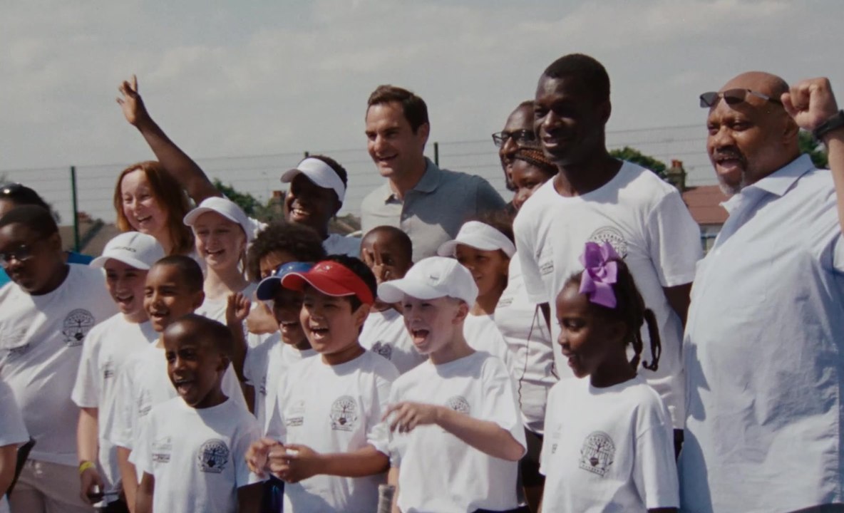 Roger Federer and Mercedes-Benz present street art tennis court in London