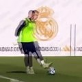 Arda Güler Real Madrid'de ilk antrenmanına çıktı!