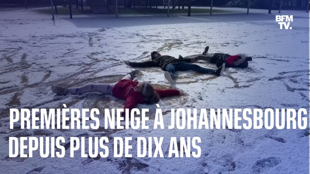 C'est merveilleux, le temps est si beau : à Johannesbourg, les habitants émerveillés par la neige