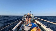 UNREAL Moment Rower has Close Encounter with a Whale!