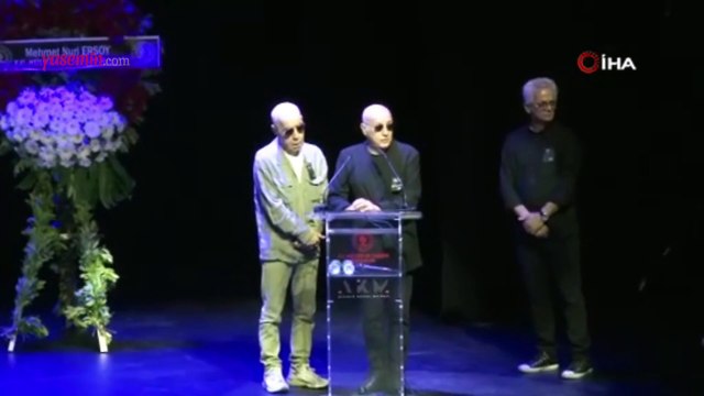 Mazhar Alanson ve Fuat Güner'den 52 yıllık dostları Özkan Uğur'a veda! Nasıl da gittin Özkanım...