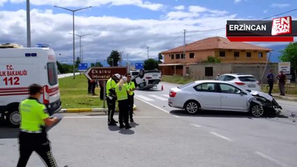 Kırmızı ışık ihlali kazaya neden oldu