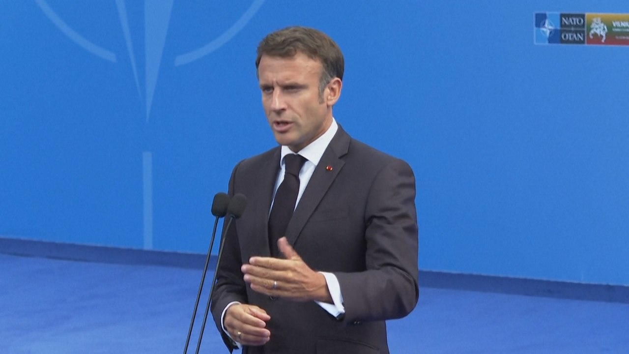 La France va envoyer des missiles à longue portée à l'Ukraine, déclare Macron à Vilnius