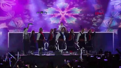 Mustafa Sandal, Zara und Kadr betraten die Bühne beim Mount Ararat Music Festival