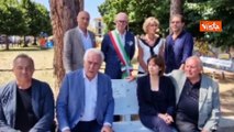 Il presidente della Toscana Giani inaugura una panchina contro le morti sul lavoro a Fucecchio