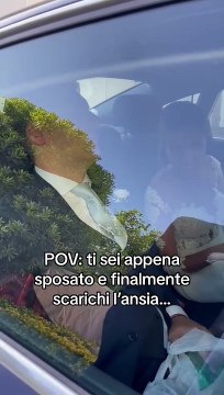 Sposo si addormenta al matrimonio