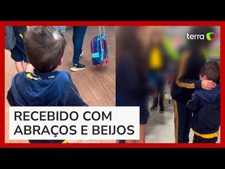 Menino Gui volta às aulas no RJ após passar 16 dias em coma