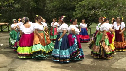 Agrupación de Danza folclórica Caña Brava, adultos mayores