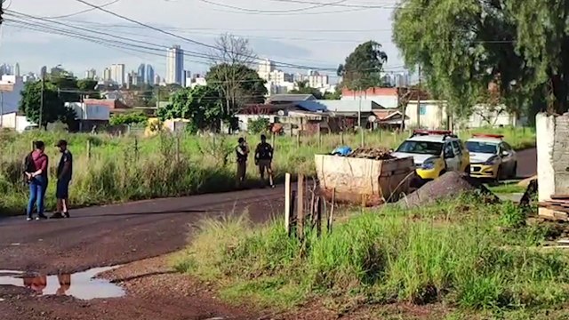 Corpo de Taciana Gomes dos Santos é recolhido e encaminhado ao IML para exames
