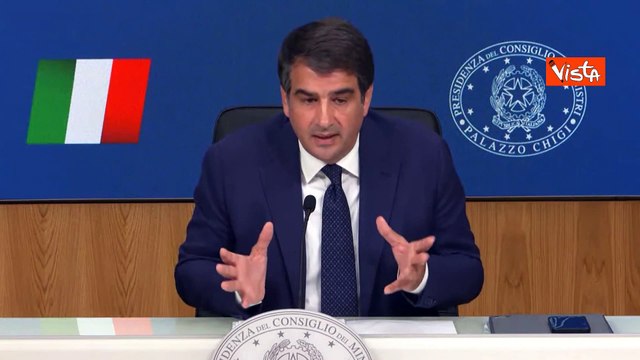 Pnrr, Fitto: Fare velocemente, ma non in fretta