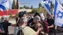 شاهد: الشرطة الإسرائيلية تستخدم خراطيم المياه والخيول لتفريق محتجين على مشروع قانون الإصلاح القضائي