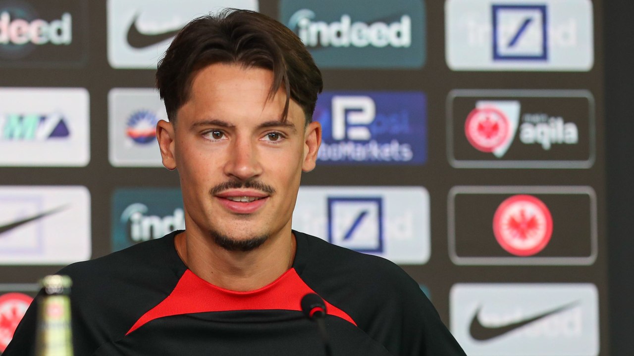 Ein Tattoo als Prophezeiung: Warum Koch 'perfekt' zur Eintracht passt