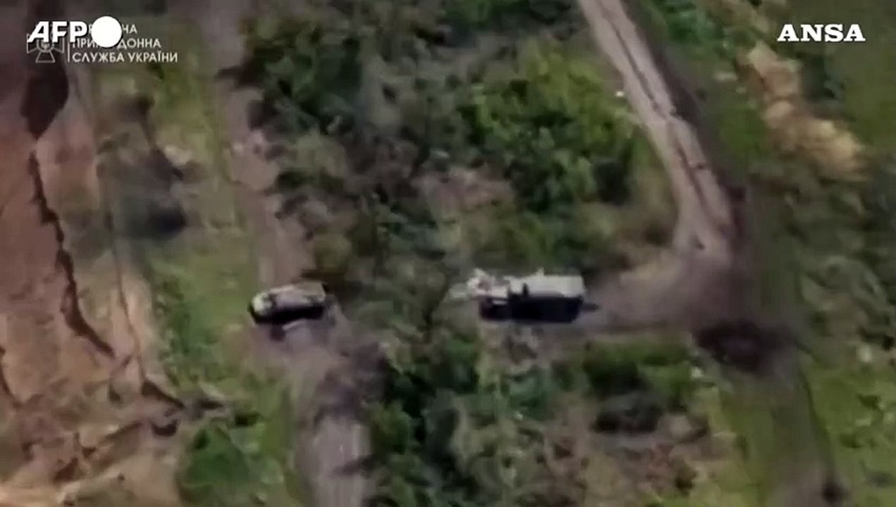 Ucraina, colpo di mortaio  su un veicolo militare russo vicino a Bakhmut