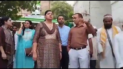 पहली बारिश में ही सड़कें तरणताल, घर तलैया. . अभी तो 80 दिन रहेगा माननून