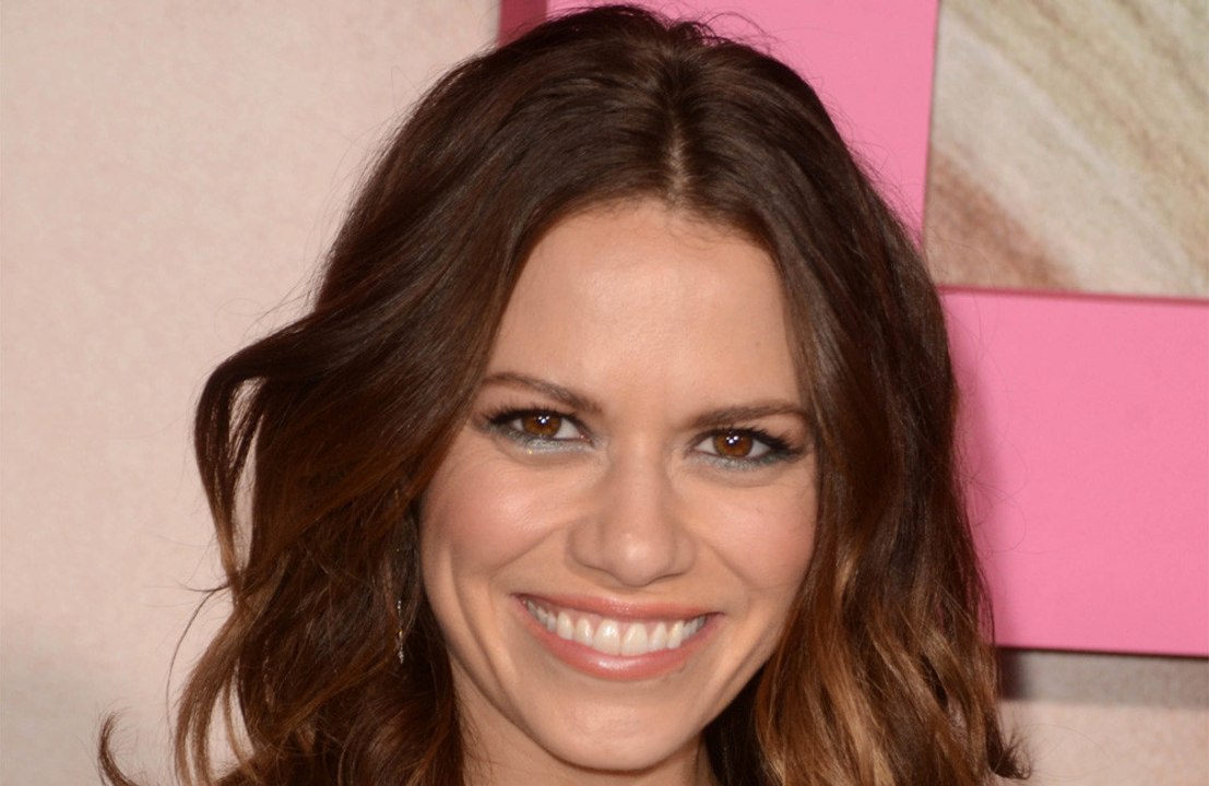 Bethany Joy Lenz spent 10 years in a cult