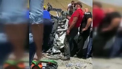 Askeri araçla otomobilin çarpıştığı kazada 1 asker şehit düştü