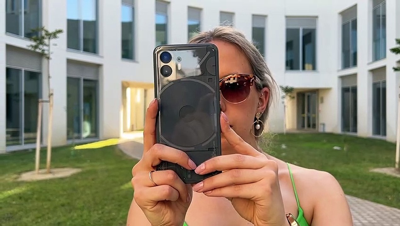 Nothing Phone (2) LEDs