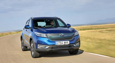 Seres 3 ya disponible el nuevo compacto 100% EV. Video Motor Pro