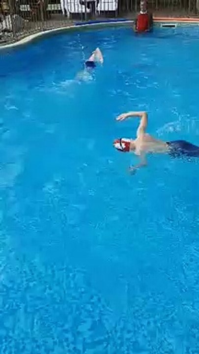 Finlay completes gruelling charity swim to raise £1,000 for charity